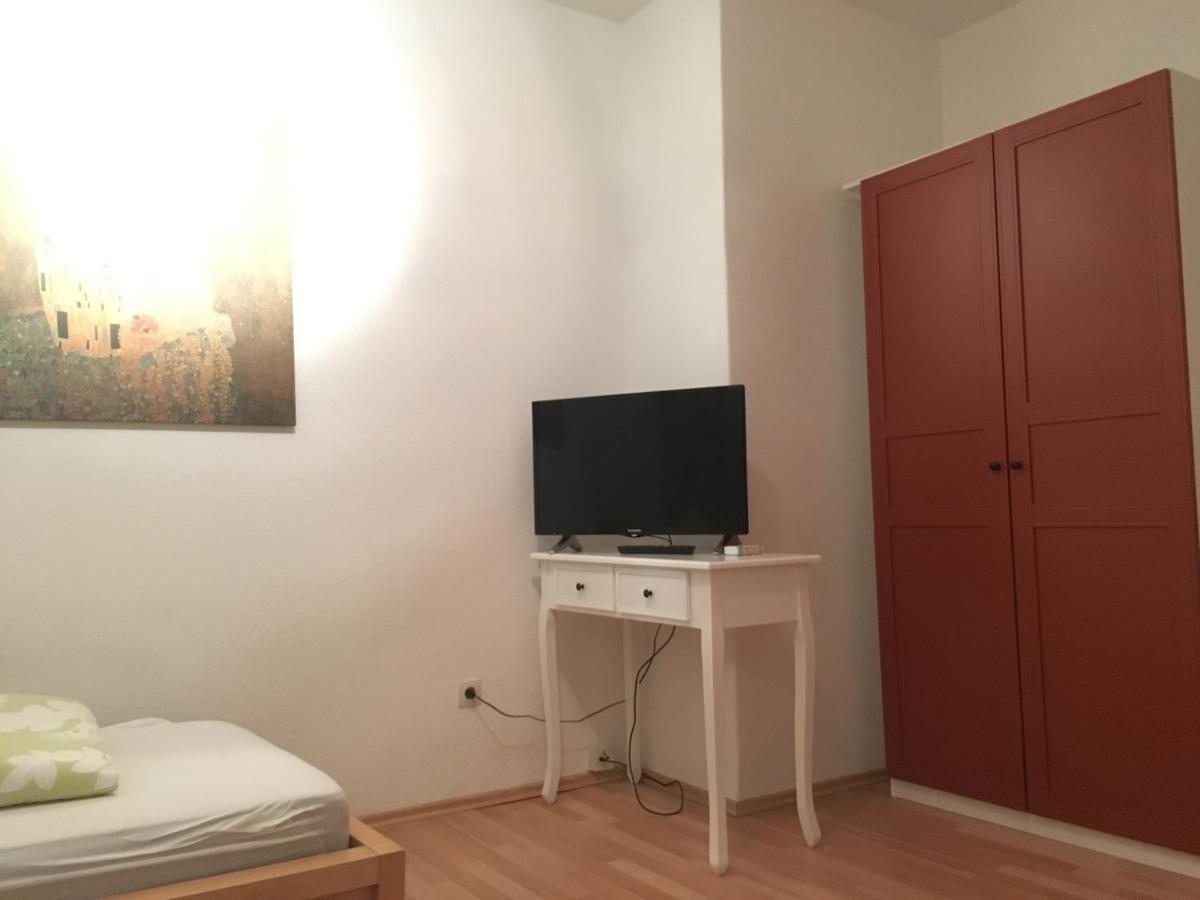 Ferienwohnung Messe zu Fuß Hannover Exterior foto